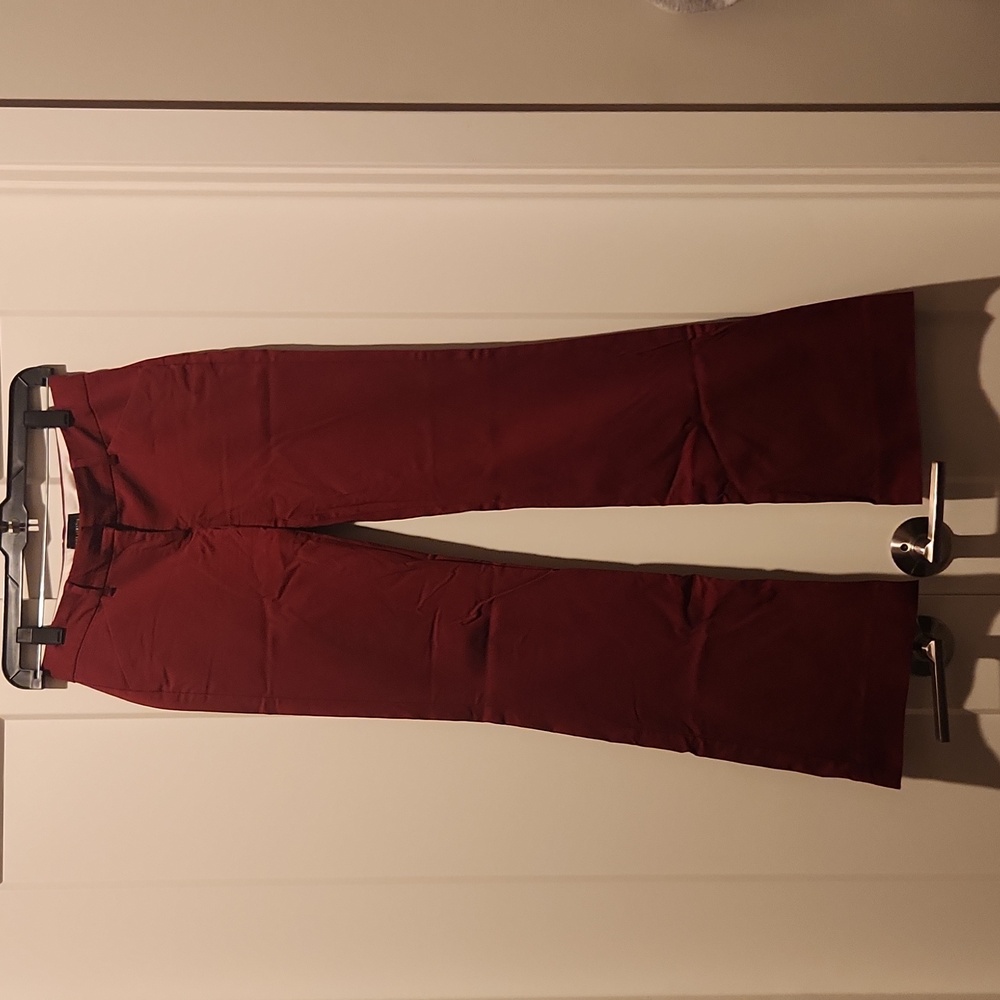 The Limited Drew fit Maroon, Size 0